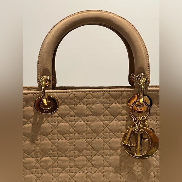 Christian Dior Lady Dior Cannage Bag - Picture 4 of 17